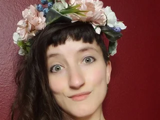 MissQuinCam profile