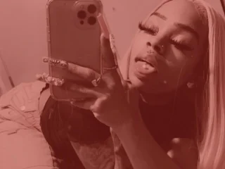 QueeenJ profile