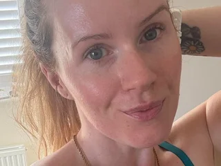 RedHeadRosie profile